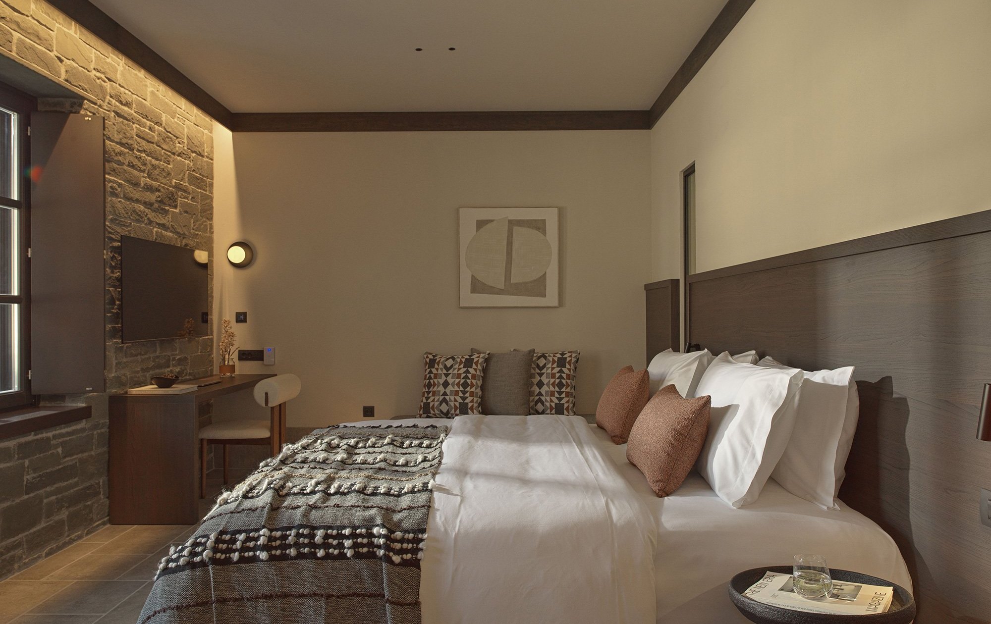 RETREAT SUITE (AμεA)