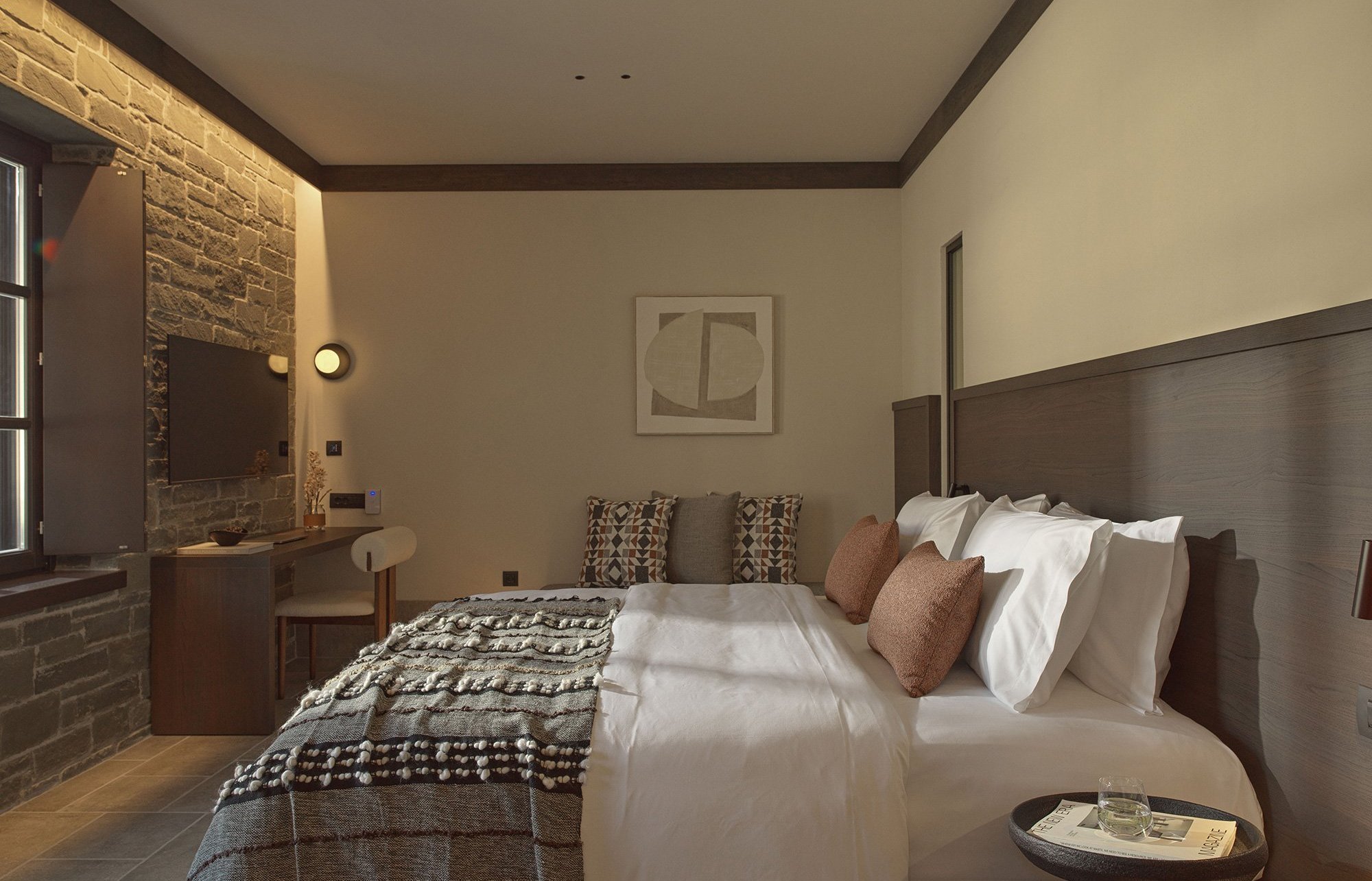 RETREAT SUITE (AμεA)